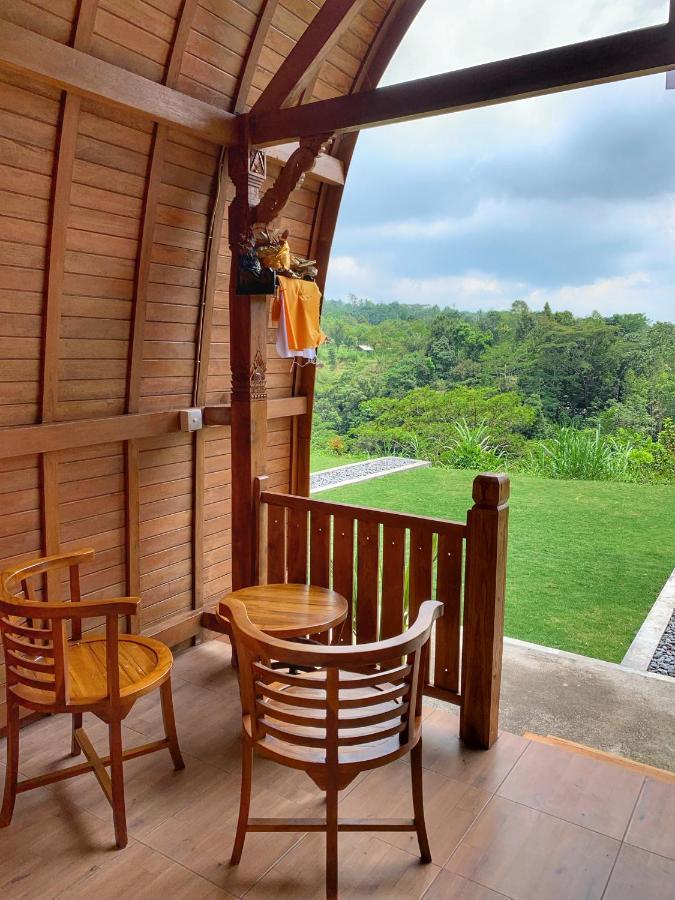 Besakih Homestay & Villa Exterior photo