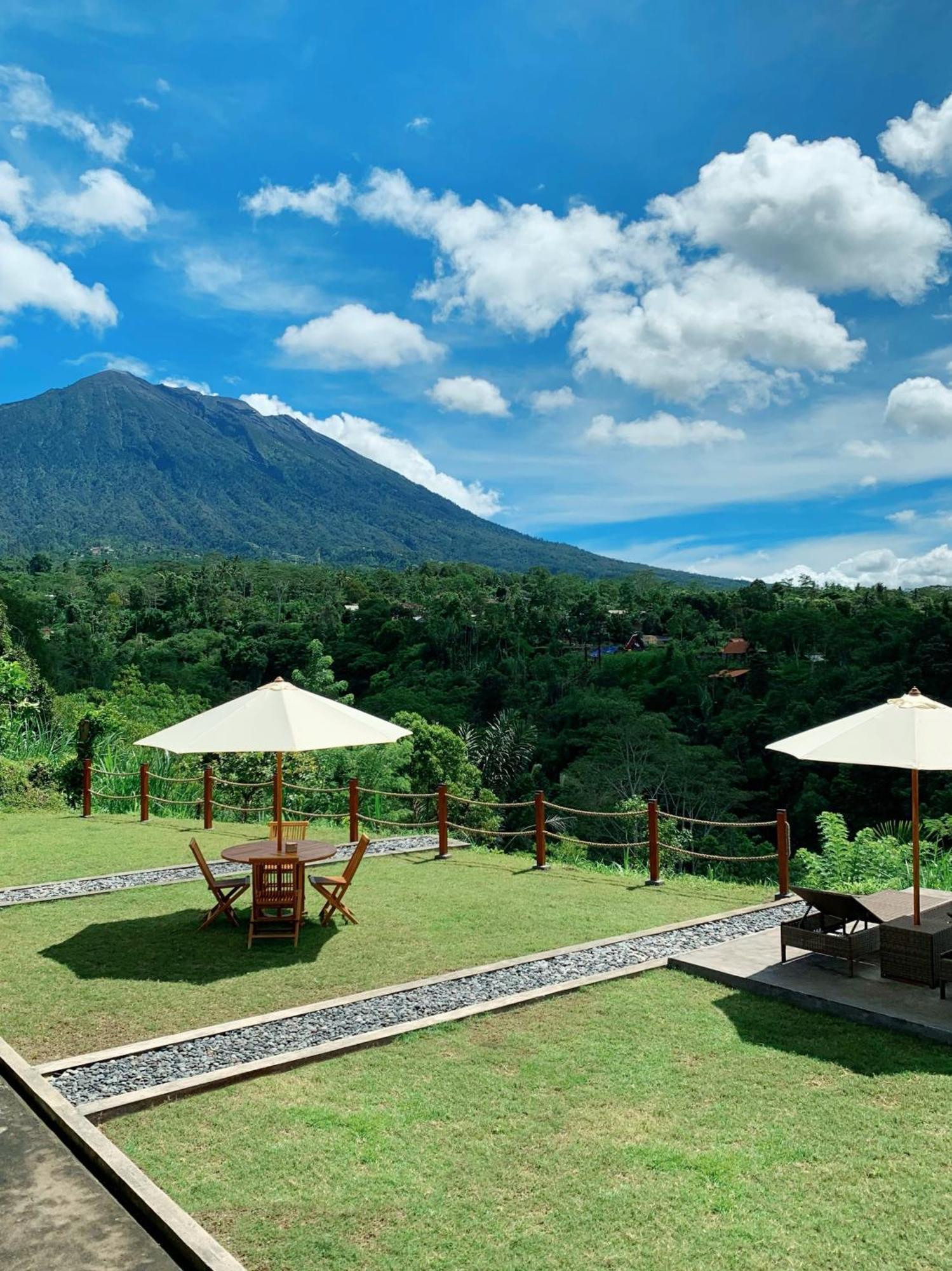 Besakih Homestay & Villa Exterior photo
