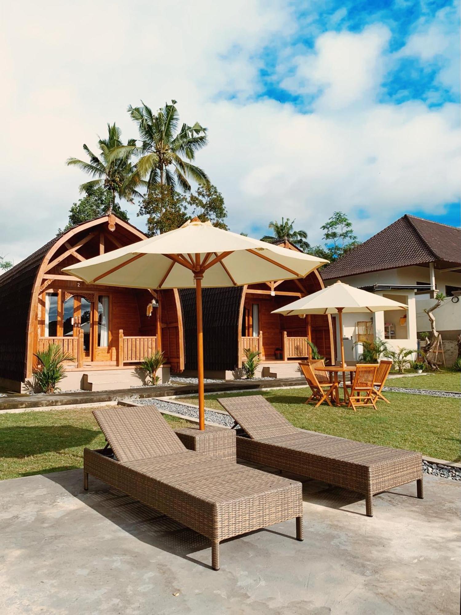 Besakih Homestay & Villa Exterior photo