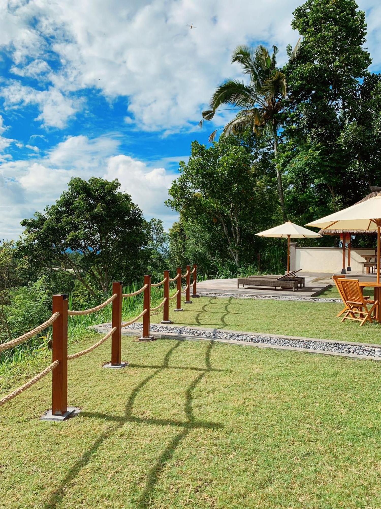 Besakih Homestay & Villa Exterior photo